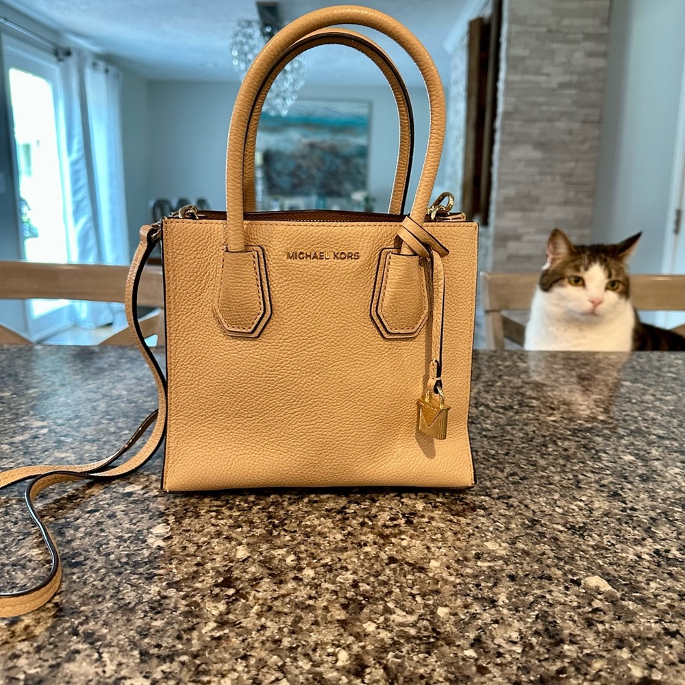 Michael Kors crossbody